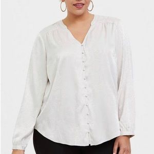 Torrid Ivory Jacquard Button Front Blouse